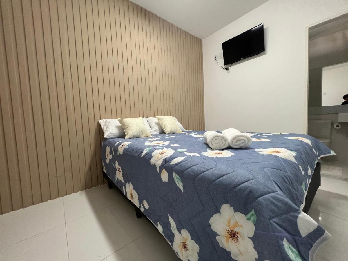 Pelo Sertao Hostel Піраняс Номер фото