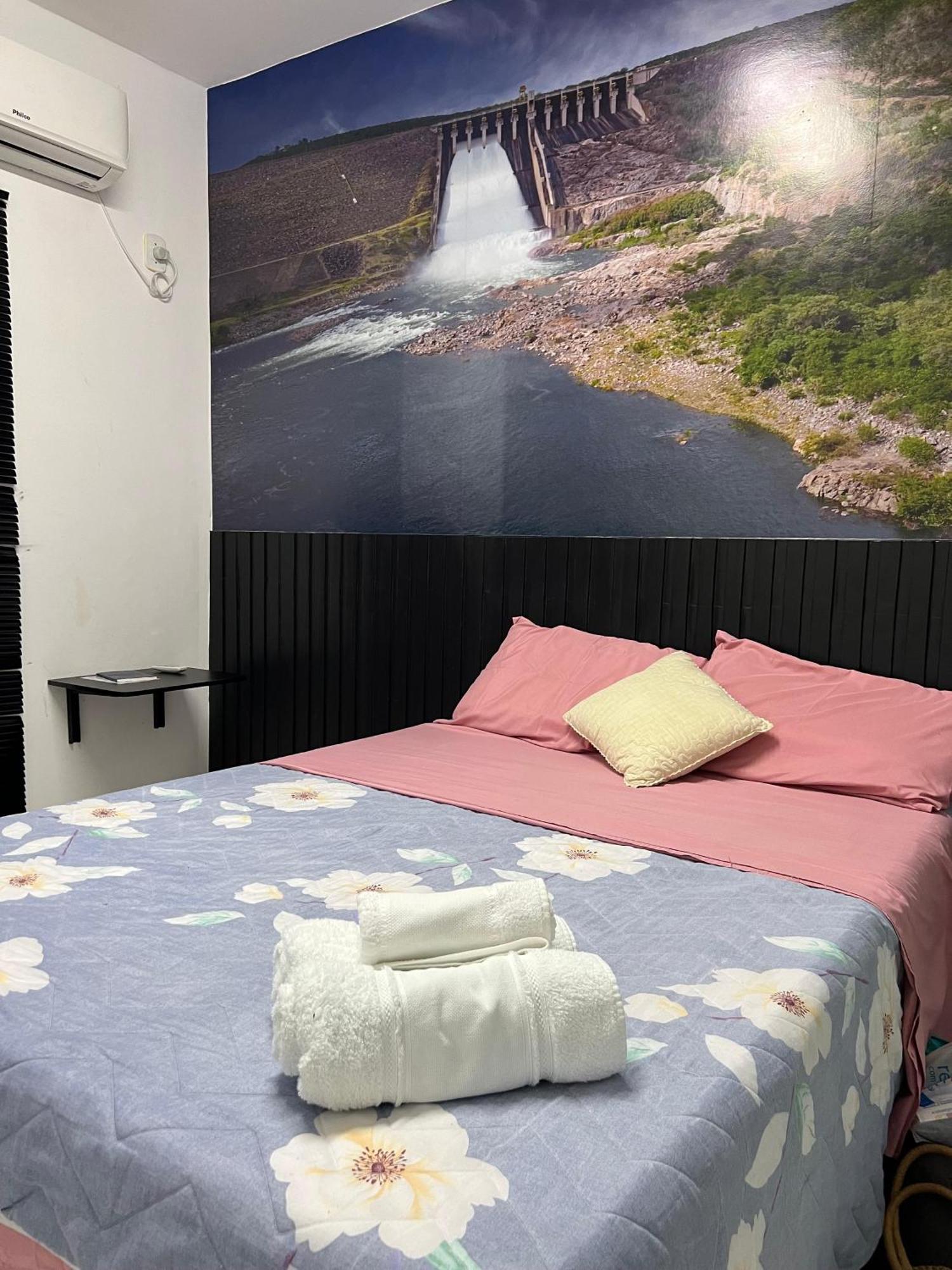 Pelo Sertao Hostel Піраняс Екстер'єр фото