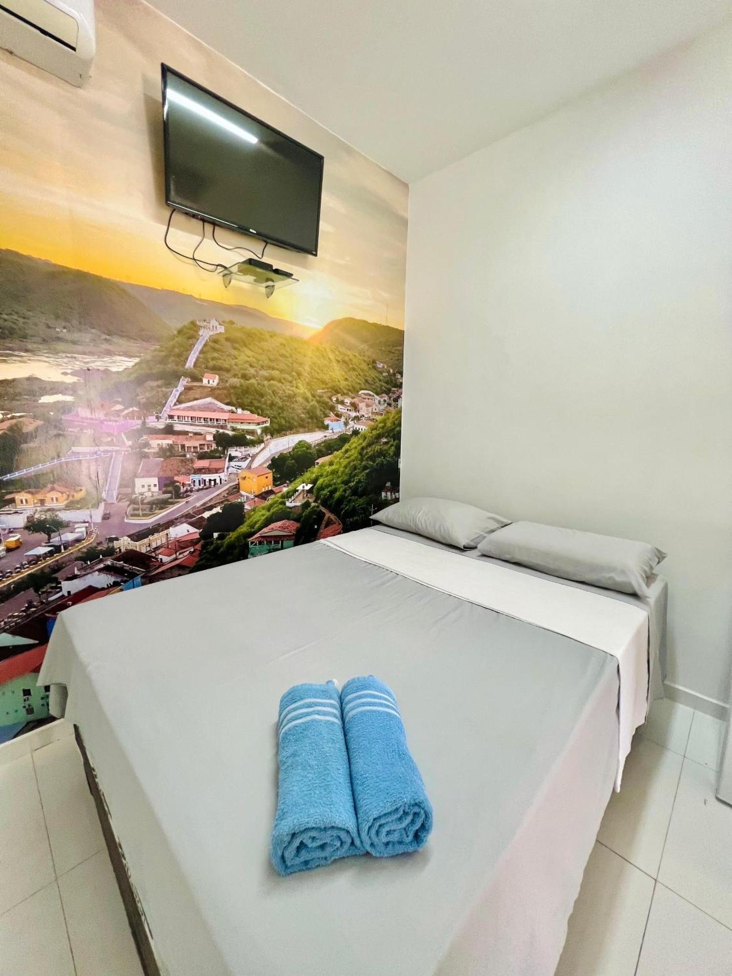 Pelo Sertao Hostel Піраняс Екстер'єр фото